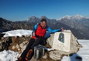 52 Maria, Regina dei monti -Corno Birone con vista in Corni di Canzo e Grigne